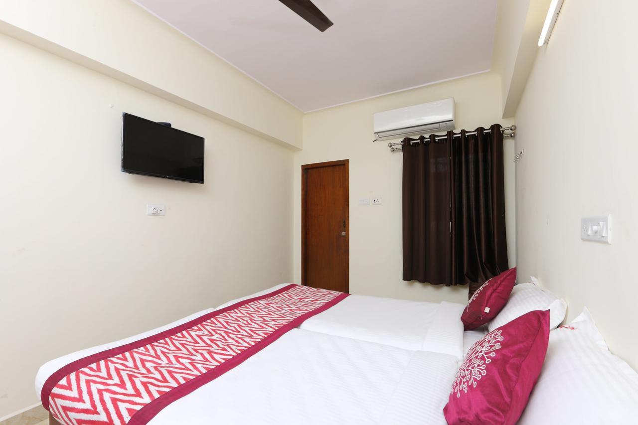 Oyo 11433 Kishore Inn Chennai Exterior foto