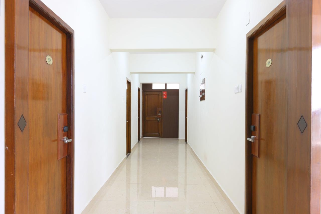 Oyo 11433 Kishore Inn Chennai Exterior foto